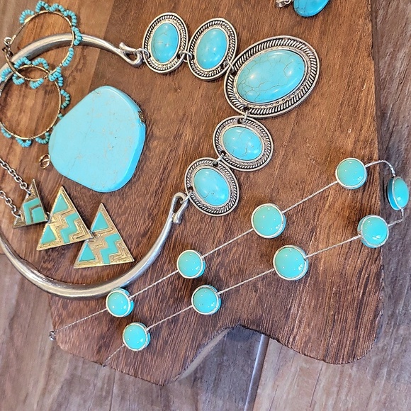 Turquoise, Silver Tone, & Gold Tone Vintage & Contemporary Jewelry Jubilee - Picture 2 of 16